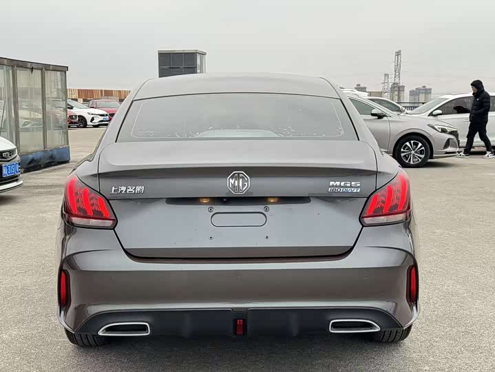 Фото 16 - MG Motor 5