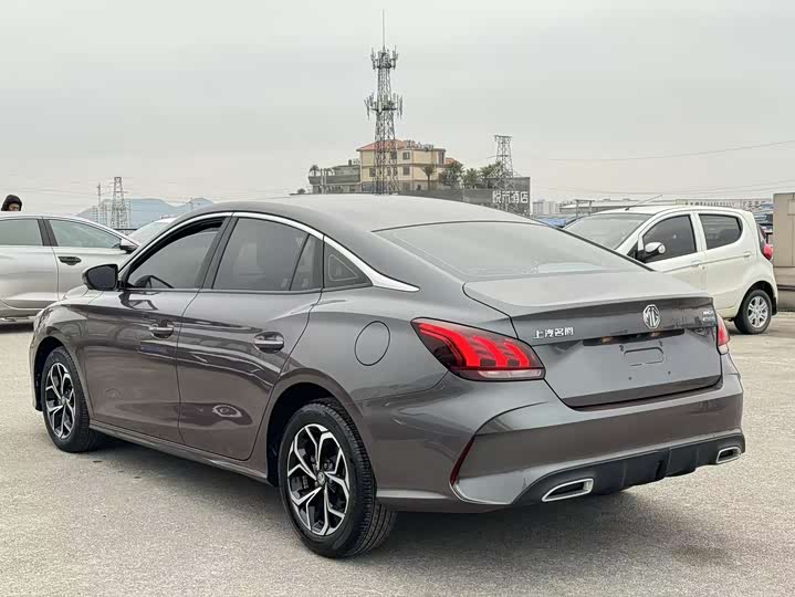 Фото 17 - MG Motor 5