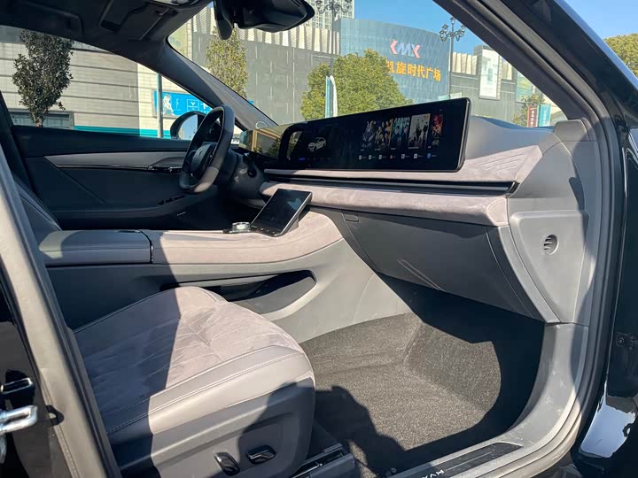 Фото 22 - Voyah Passion