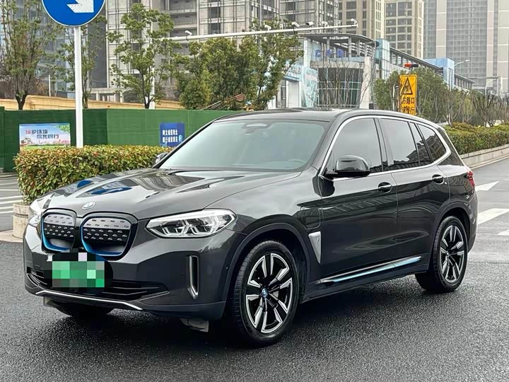 Фото 3 - BMW iX3