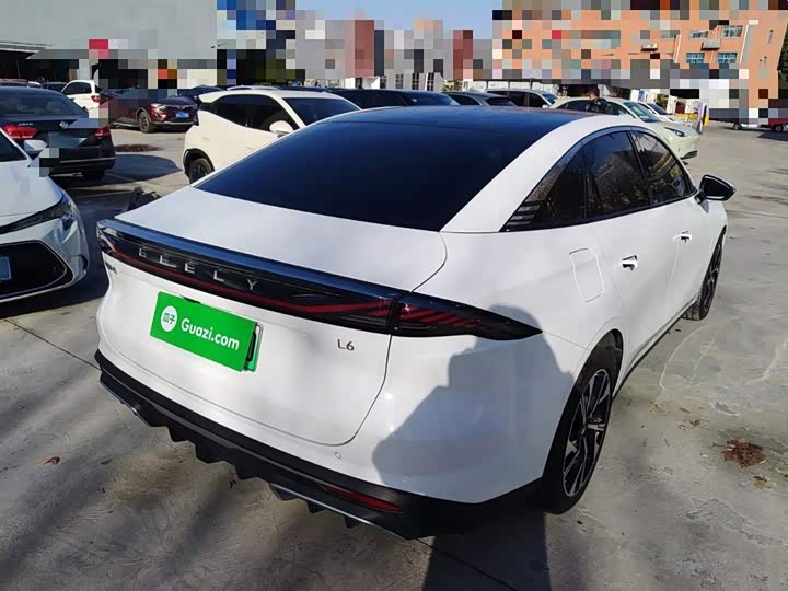 Фото 7 - Geely Galaxy L6