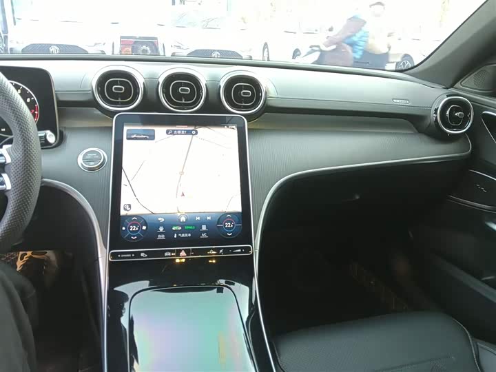 Фото 10 - Mercedes-Benz C-Class