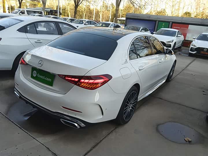 Фото 7 - Mercedes-Benz C-Class