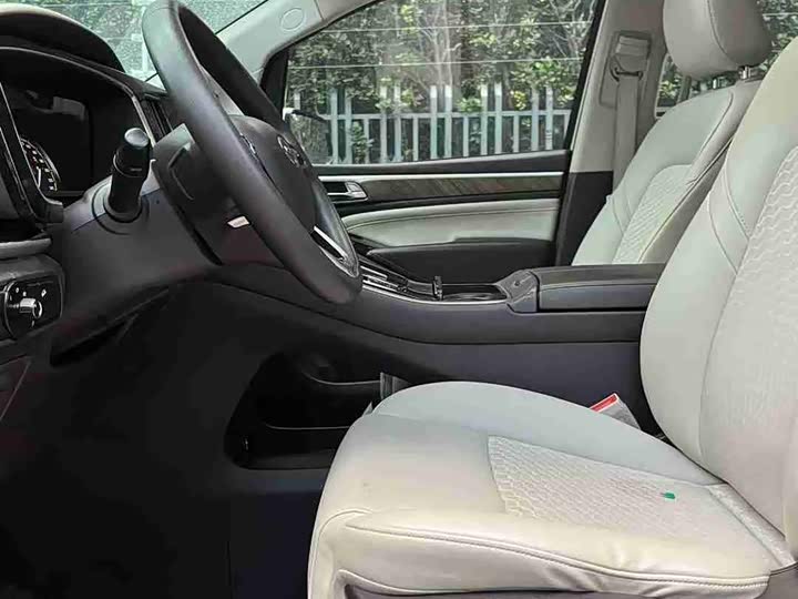 Фото 9 - GAC Trumpchi M8