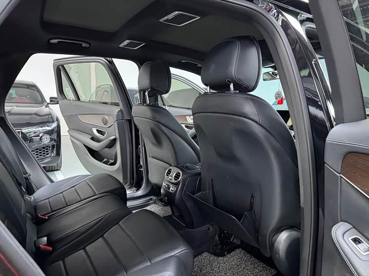 Фото 14 - Mercedes-Benz GLC-Class