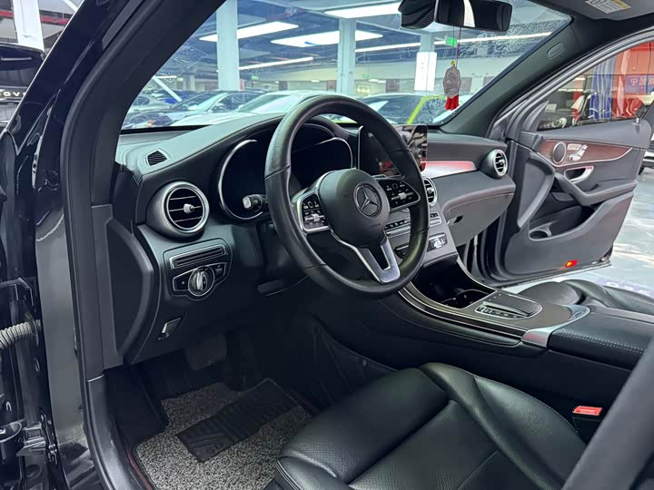 Фото 5 - Mercedes-Benz GLC-Class