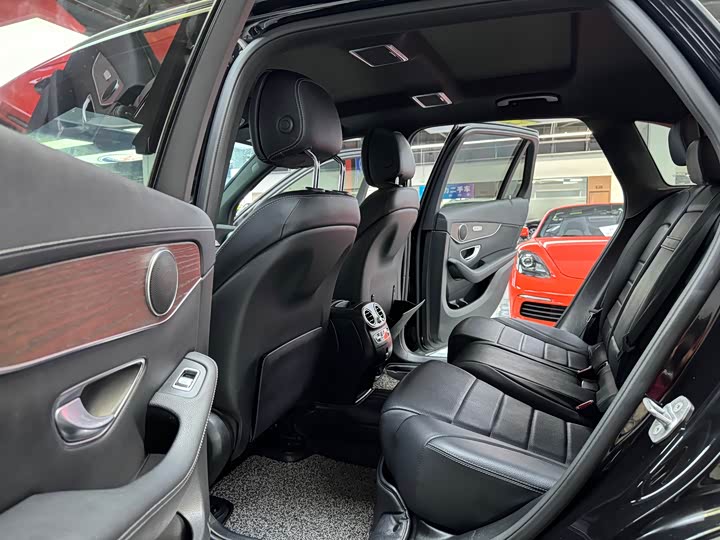 Фото 9 - Mercedes-Benz GLC-Class