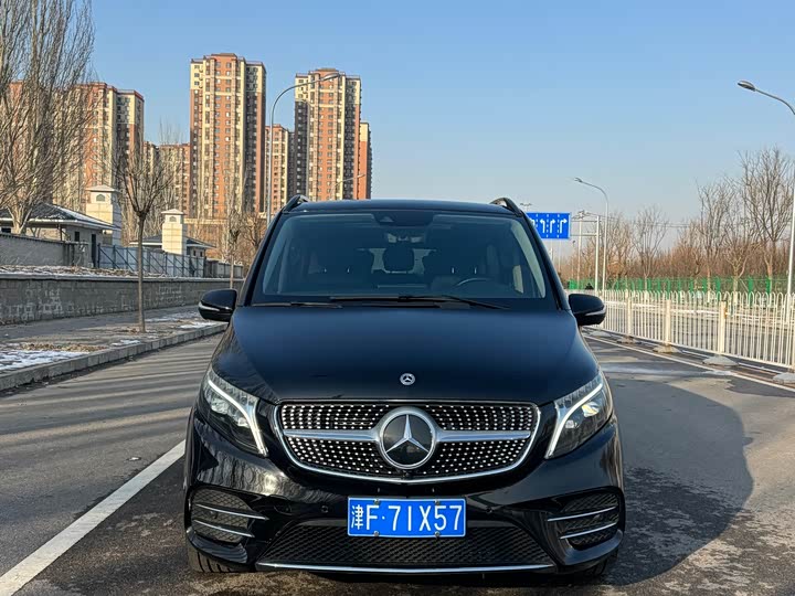 Фото 2 - Mercedes-Benz V-Class