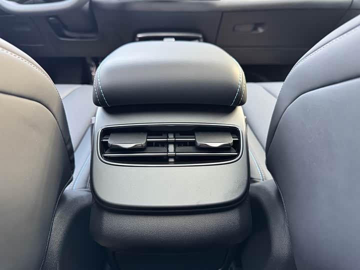 Фото 8 - BYD Seal