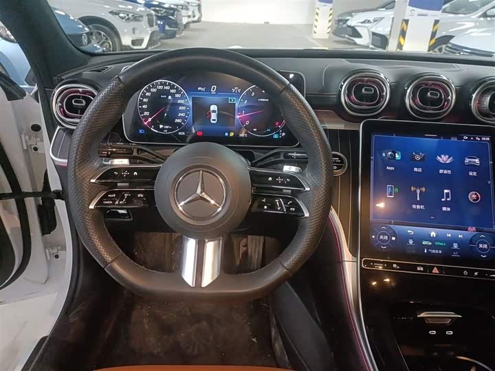 Фото 11 - Mercedes-Benz C-Class