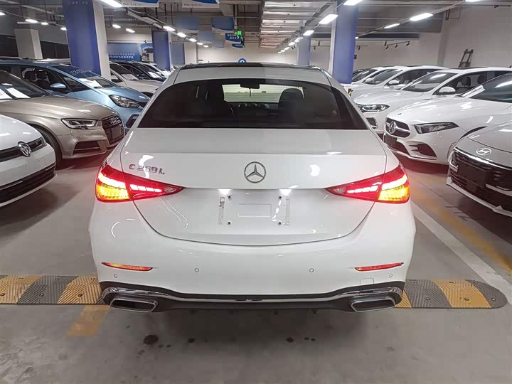 Фото 6 - Mercedes-Benz C-Class