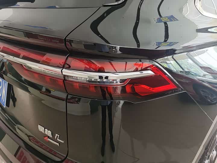 Фото 12 - Geely Monjaro