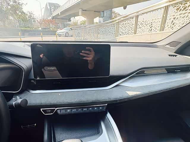 Фото 10 - Geely Preface