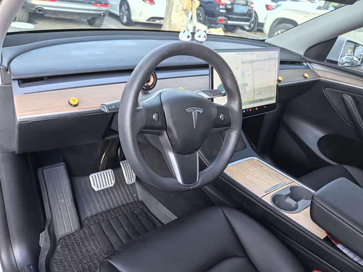 Фото 5 - Tesla Model Y