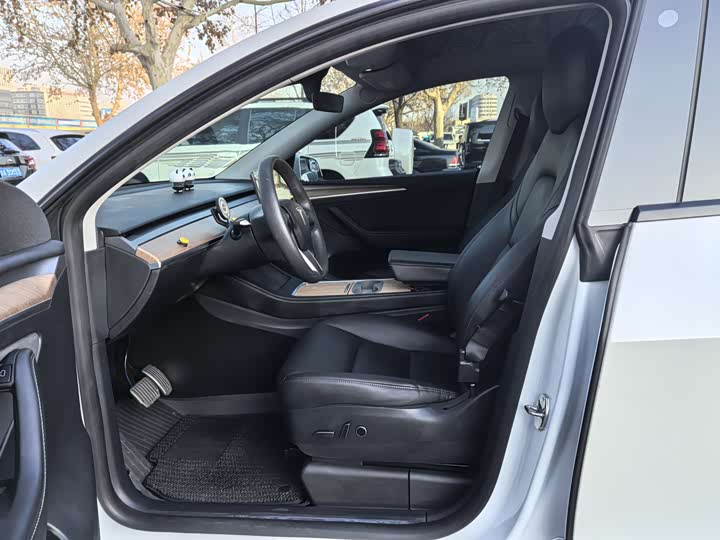 Фото 7 - Tesla Model Y