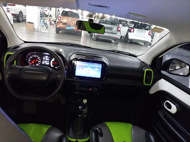 Фото 10 - Roewe Clever