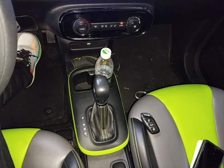 Фото 14 - Roewe Clever