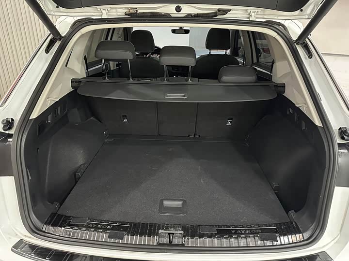 Фото 16 - Volkswagen Tayron