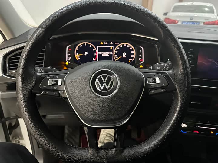 Фото 9 - Volkswagen Tayron