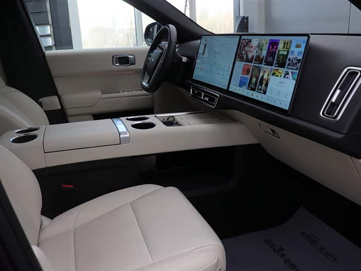 Фото 15 - LiXiang L9