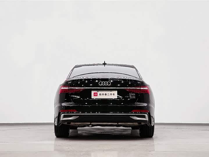 Фото 7 - Audi A6L