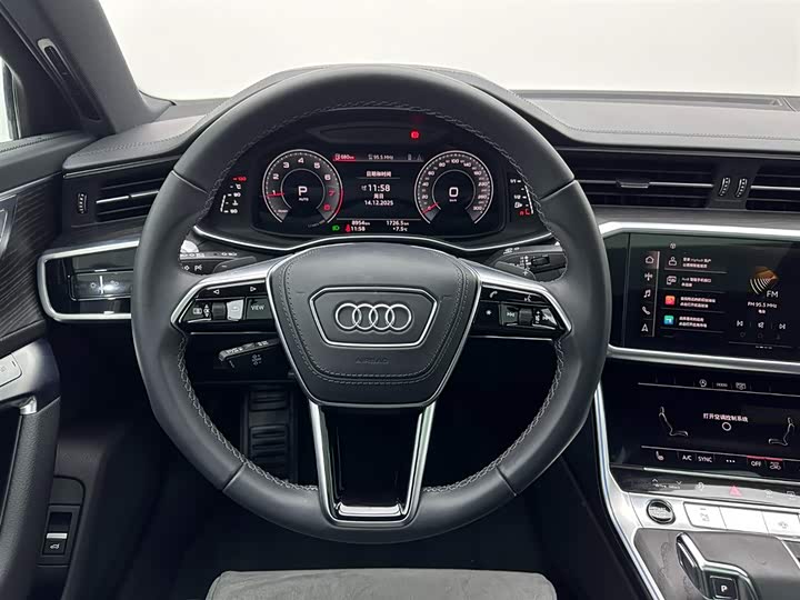 Фото 9 - Audi A6L
