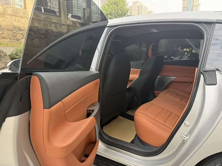 Фото 10 - Dongfeng Yipai eπ 007