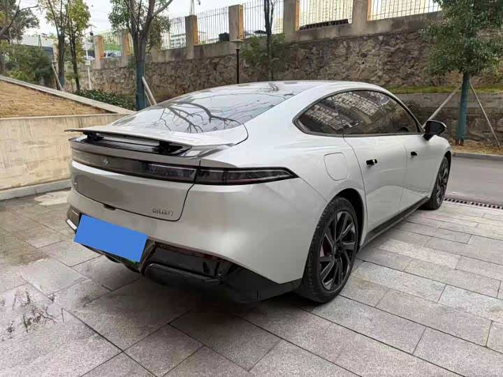 Фото 4 - Dongfeng Yipai eπ 007