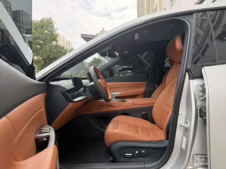 Фото 9 - Dongfeng Yipai eπ 007