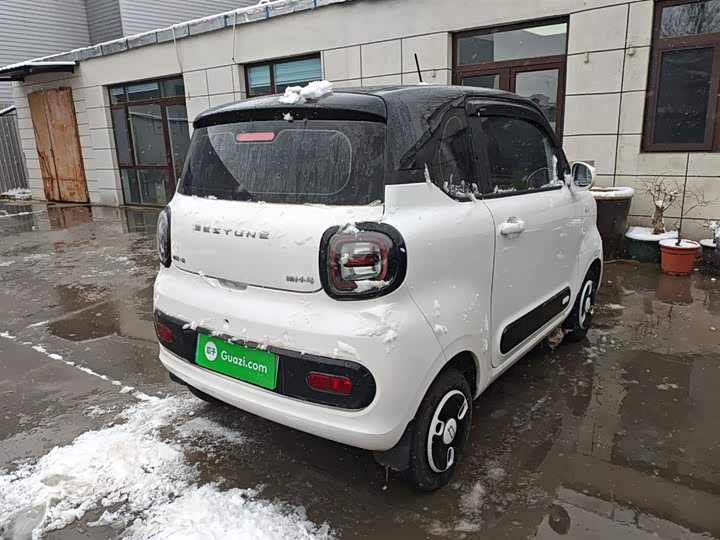 Фото 7 - Bestune Pony