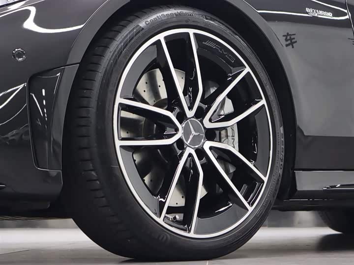 Фото 27 - Mercedes-Benz C-Class AMG