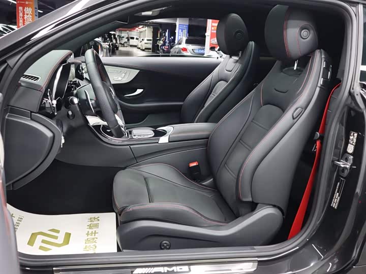 Фото 9 - Mercedes-Benz C-Class AMG