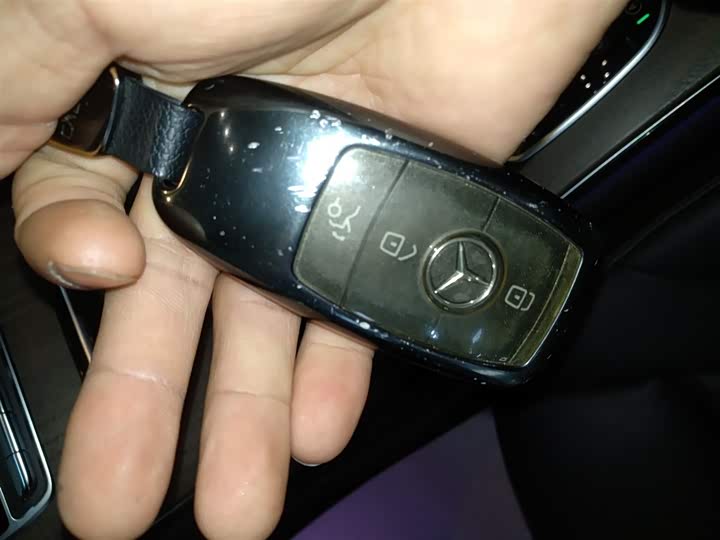 Фото 9 - Mercedes-Benz GLC-Class