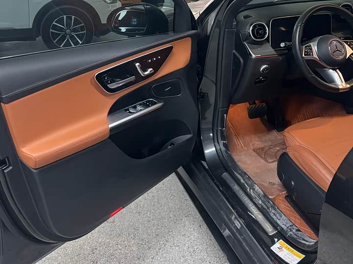 Фото 7 - Mercedes-Benz GLC-Class