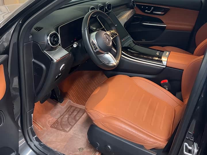 Фото 8 - Mercedes-Benz GLC-Class