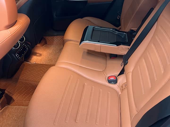 Фото 9 - Mercedes-Benz GLC-Class