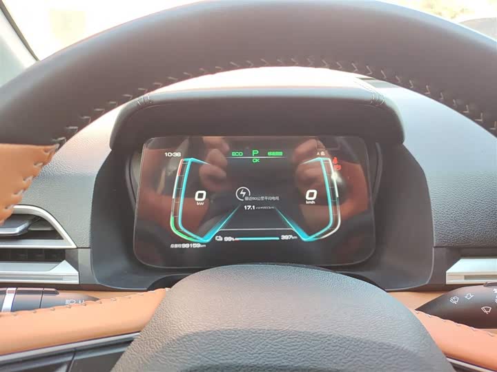 Фото 12 - BYD E2