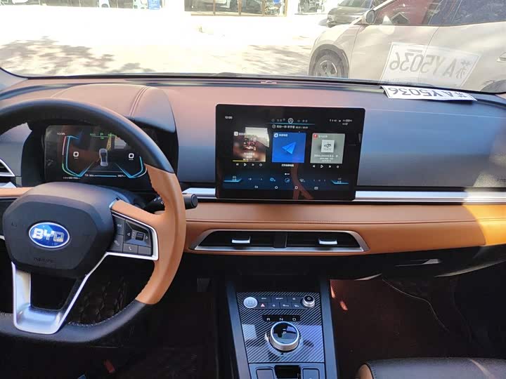 Фото 13 - BYD E2