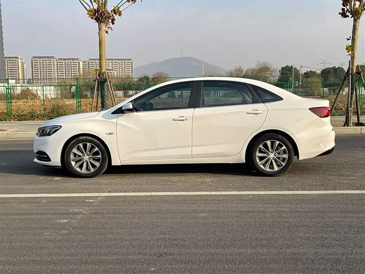 Фото 4 - Chevrolet Monza