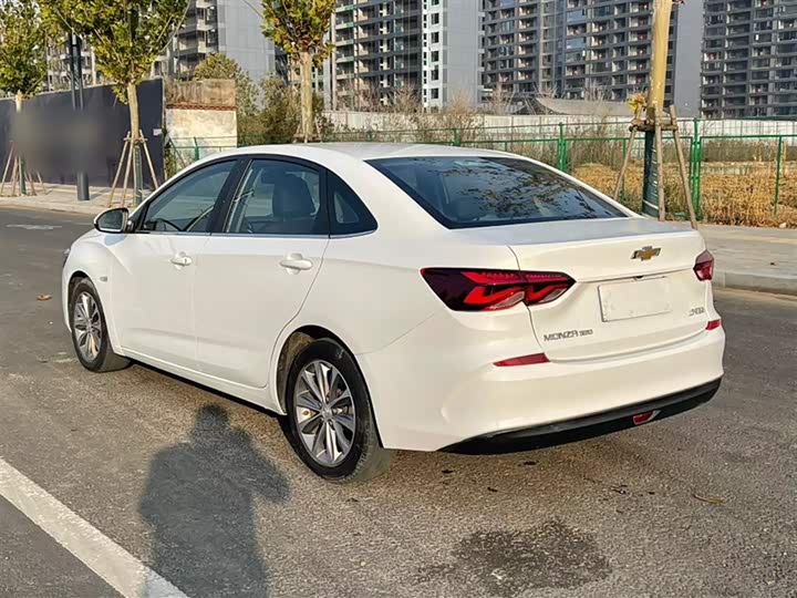 Фото 5 - Chevrolet Monza