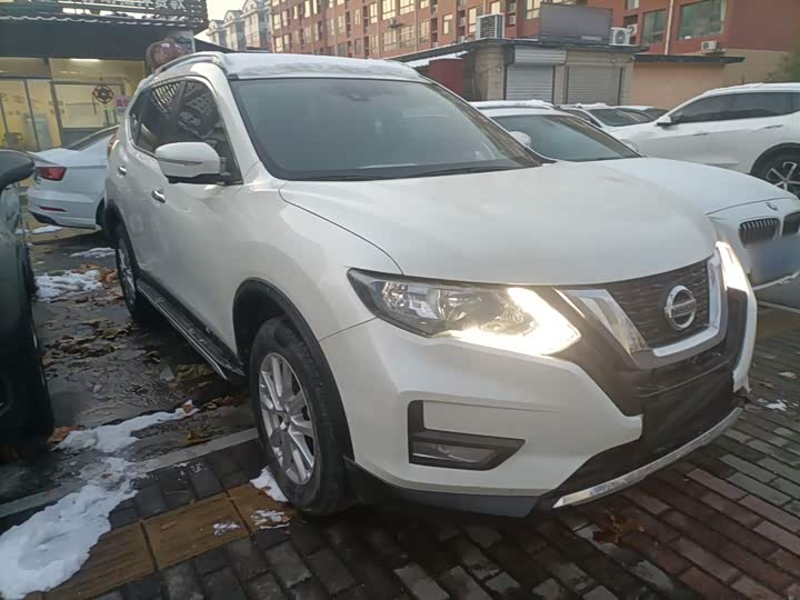 Фото 4 - Nissan X-Trail