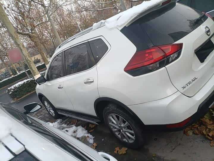 Фото 5 - Nissan X-Trail