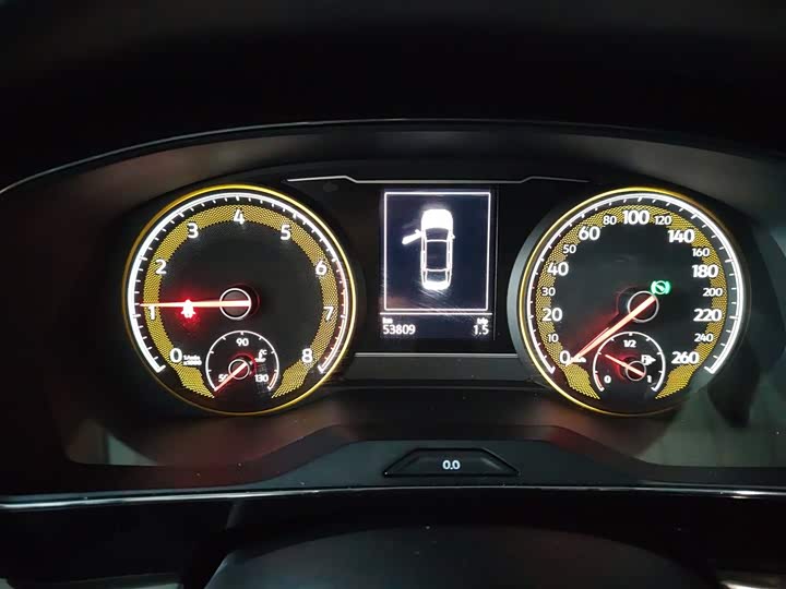 Фото 12 - Volkswagen Passat