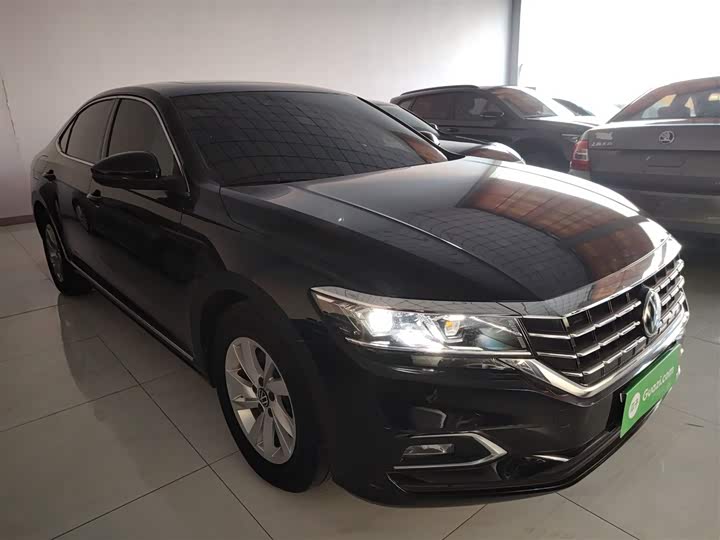 Фото 4 - Volkswagen Passat