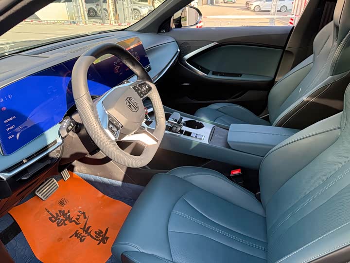 Фото 9 - MG Motor 7