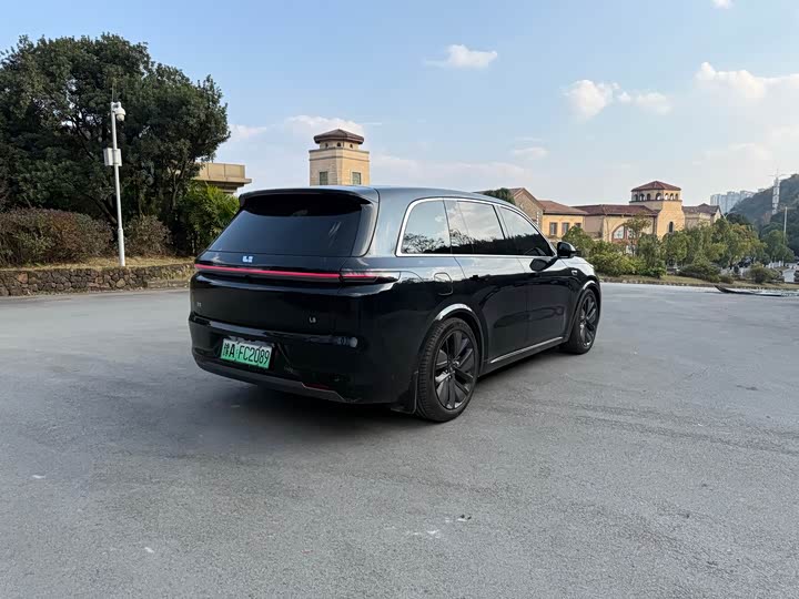 Фото 7 - LiXiang L8