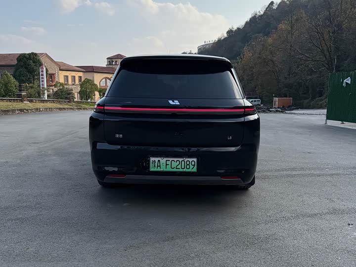 Фото 8 - LiXiang L8