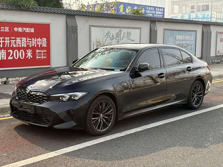 Фото 1 - BMW 3 Series