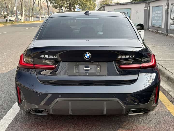 Фото 9 - BMW 3 Series