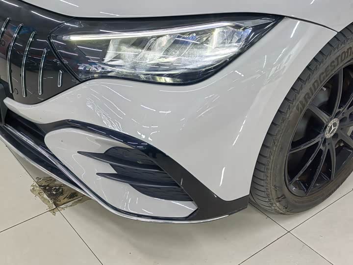 Фото 11 - Mercedes-Benz EQE